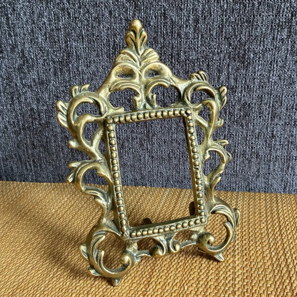 Vintage Ornate Solid Brass Frame Rococo Baroque Style Tabletop Easel